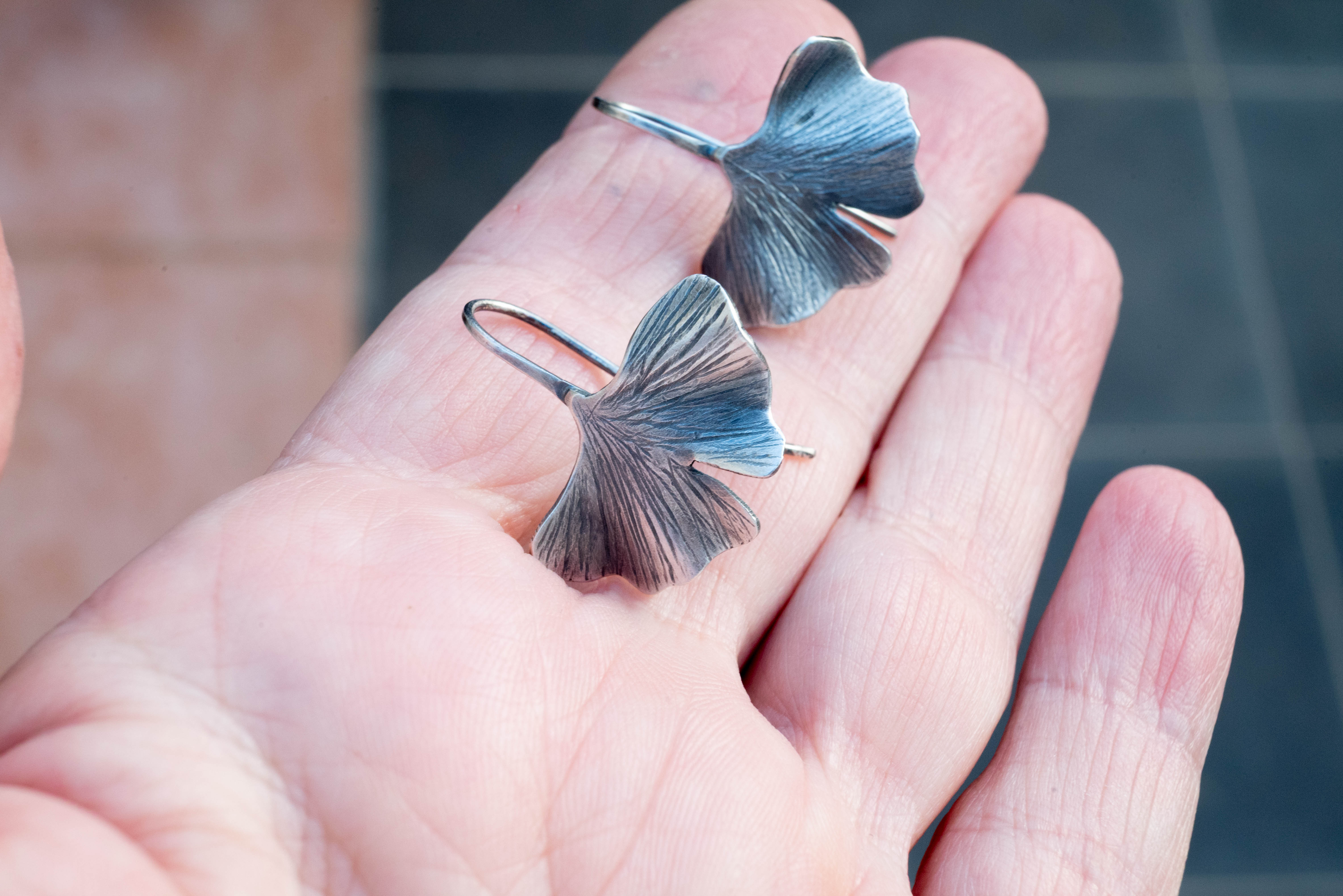 Ασημένια χειροποίητα σκουλαρίκια φύλλο Ginkgo - SILVERstro Κοσμήματα