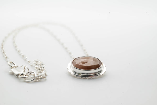 Ασημένιο χειροποίητο  κολιέ με Ζαφείρι (Gold Sheen sapphire) - SILVERstro Κοσμήματα