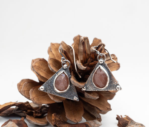 Ασημένια Σκουλαρίκια με Φεγγαρόπετρα Peach Moonstone | SILVERstro - SILVERstro Κοσμήματα