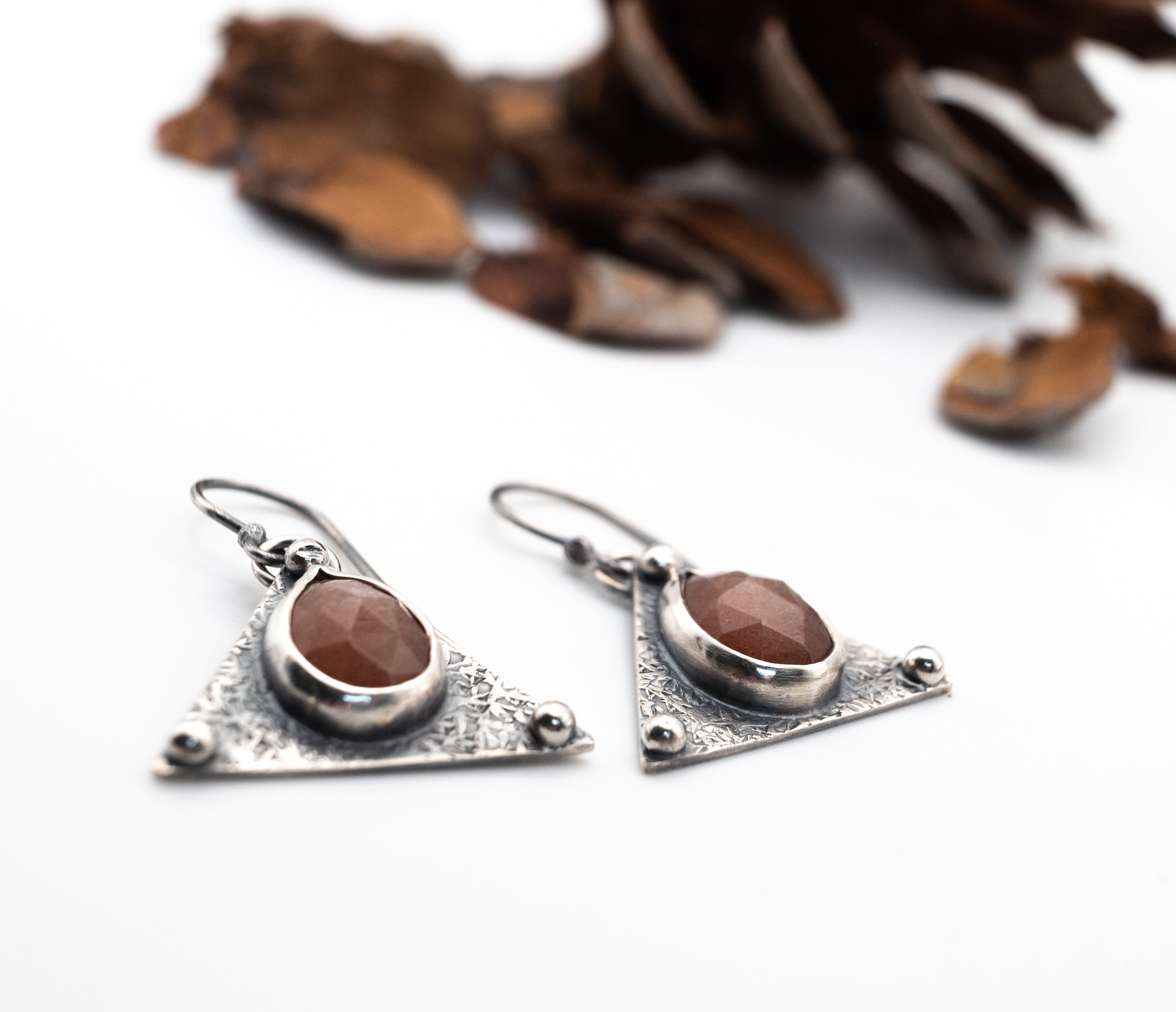 Ασημένια Σκουλαρίκια με Φεγγαρόπετρα Peach Moonstone | SILVERstro - SILVERstro Κοσμήματα