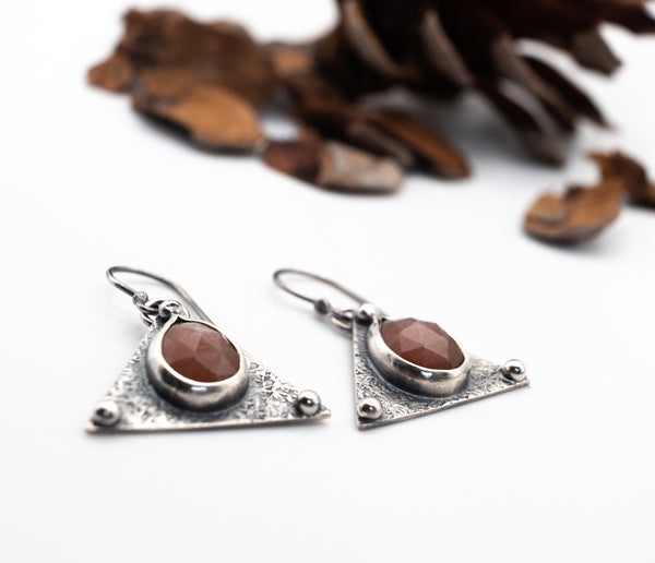 Ασημένια Σκουλαρίκια με Φεγγαρόπετρα Peach Moonstone | SILVERstro - SILVERstro Κοσμήματα