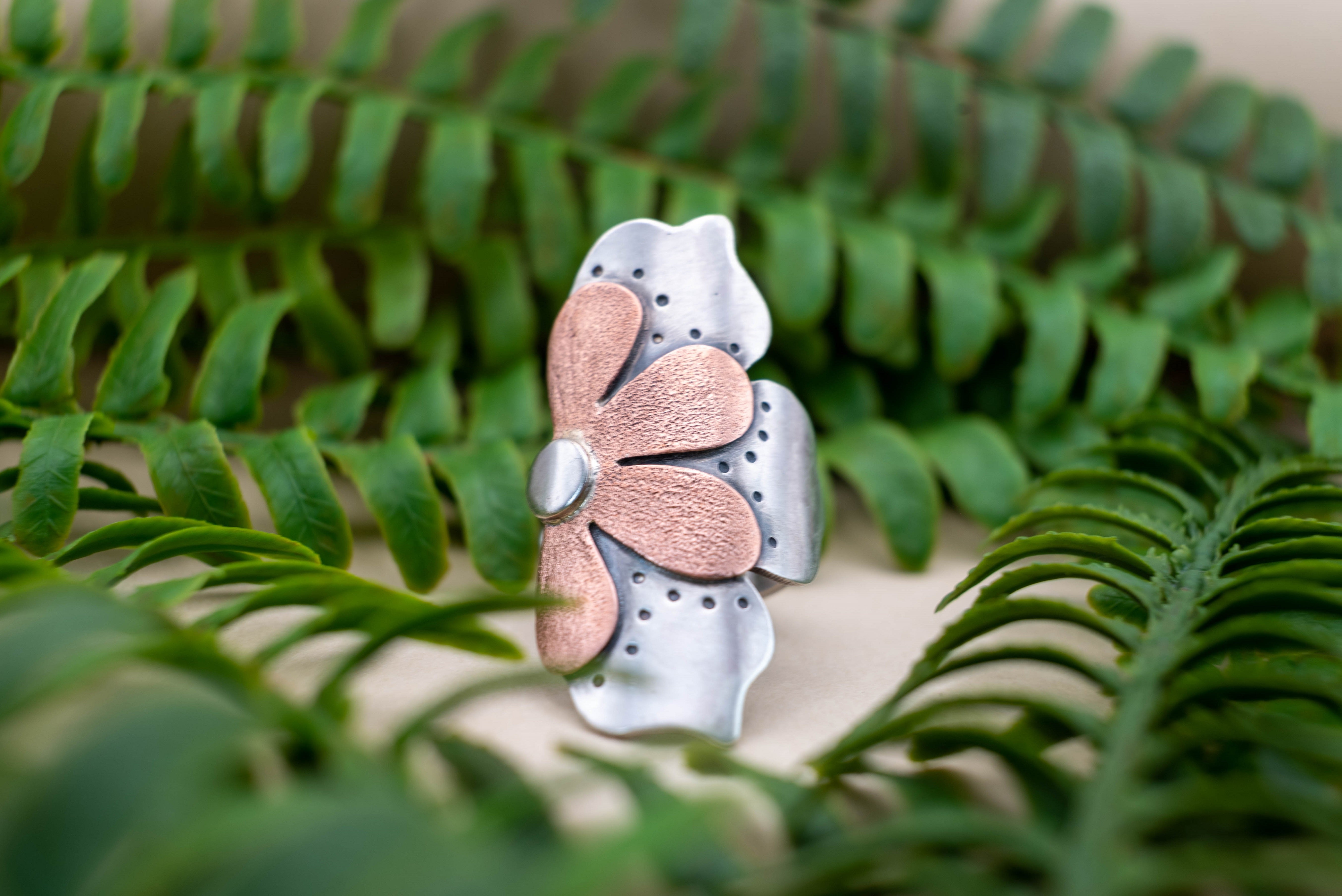 Μεγάλο ασημένιο δαχτυλίδι Λουλούδι - SILVERstro Κοσμήματα