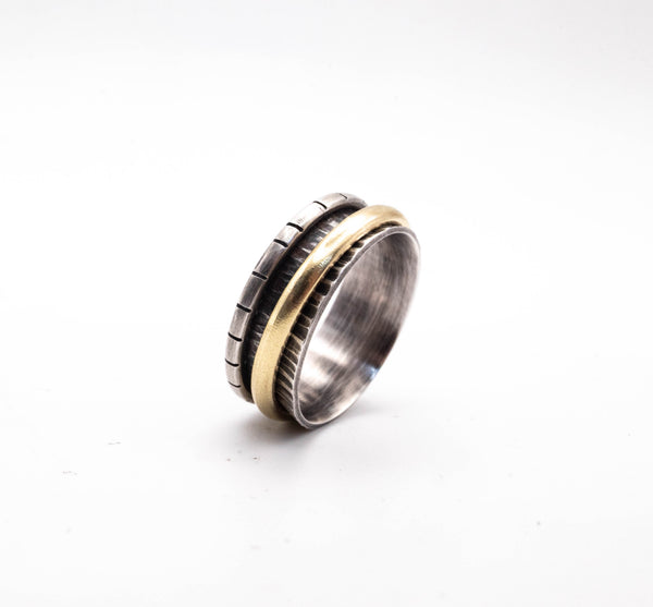 Ασημένιο spinner δαχτυλίδι 9mm σφυρήλατο οξειδωμένο – πλάγια όψη – SILVERstro
