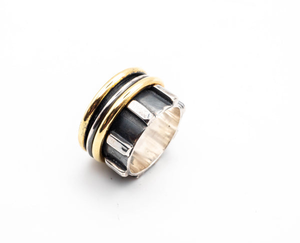 Artisan spinner anti-stress δαχτυλίδι ασήμι ορείχαλκος – κοντινή λήψη – SILVERstro