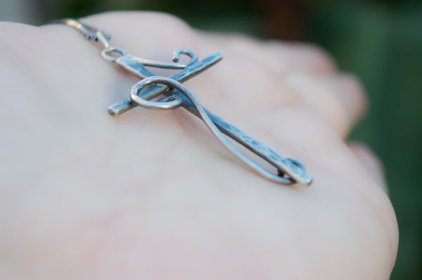 Ασημένιος γυναικείος σταυρός