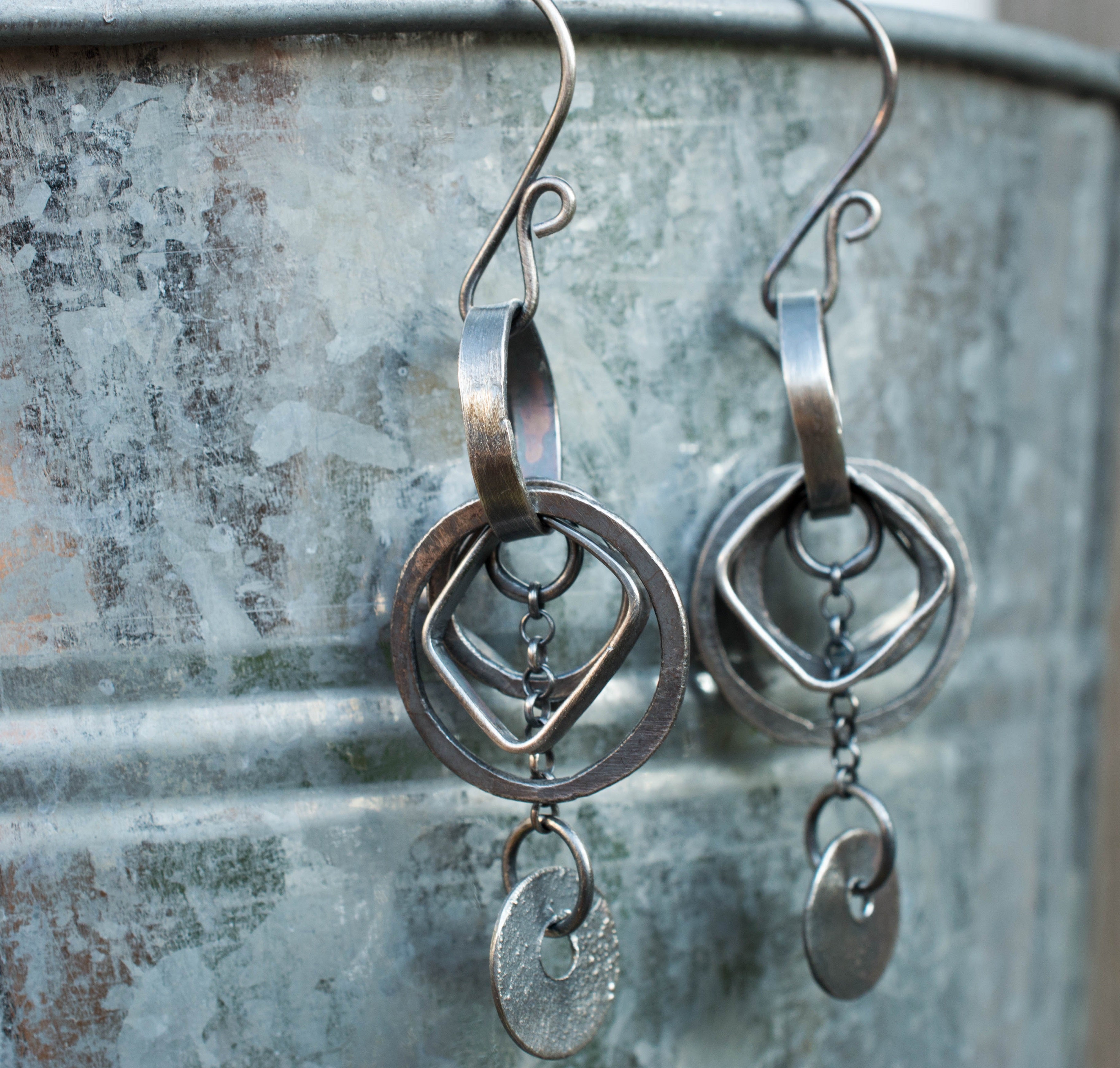 οξειδωμενα σκουλαρικια