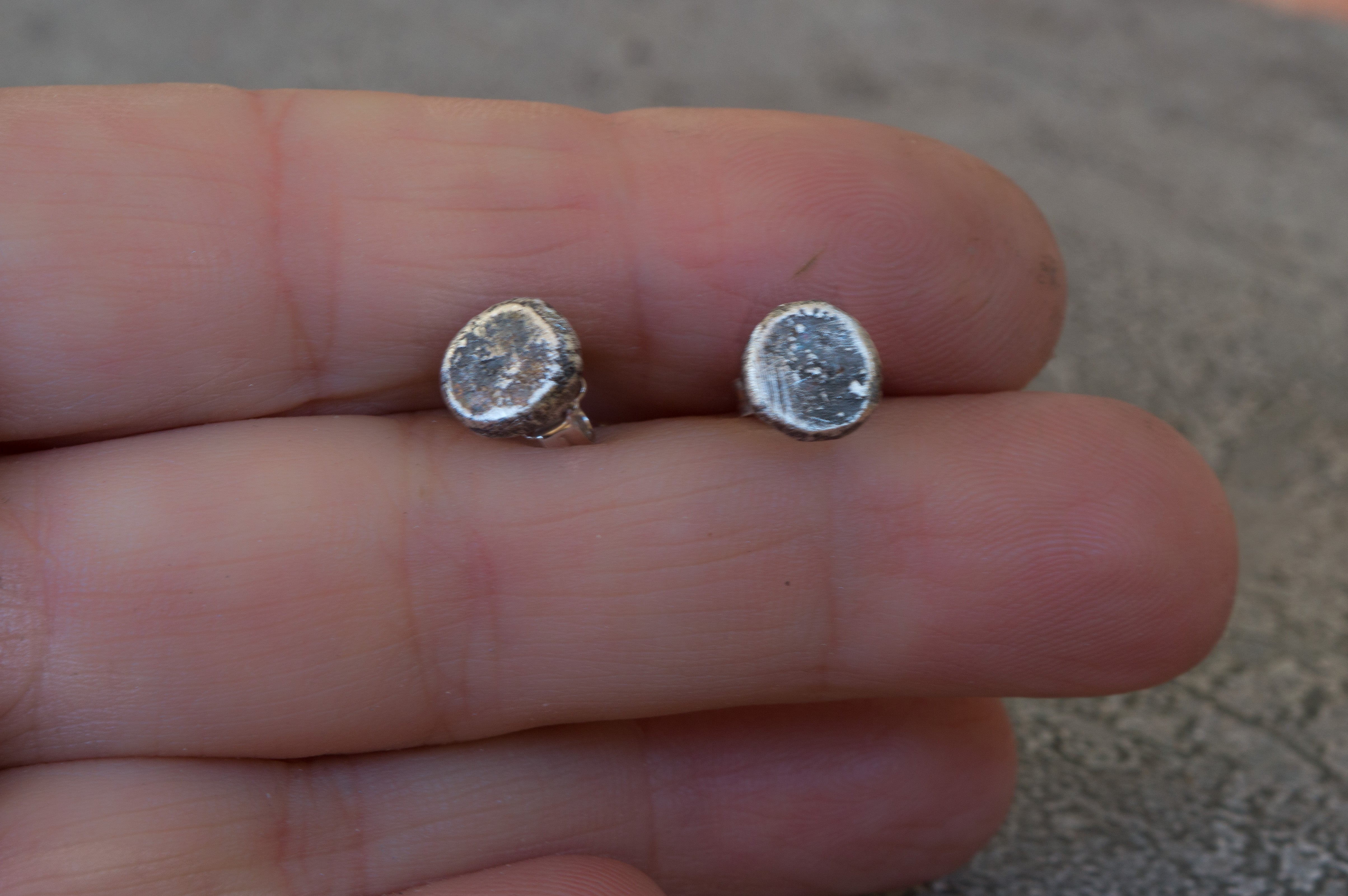 skoularikia asimenia karfota