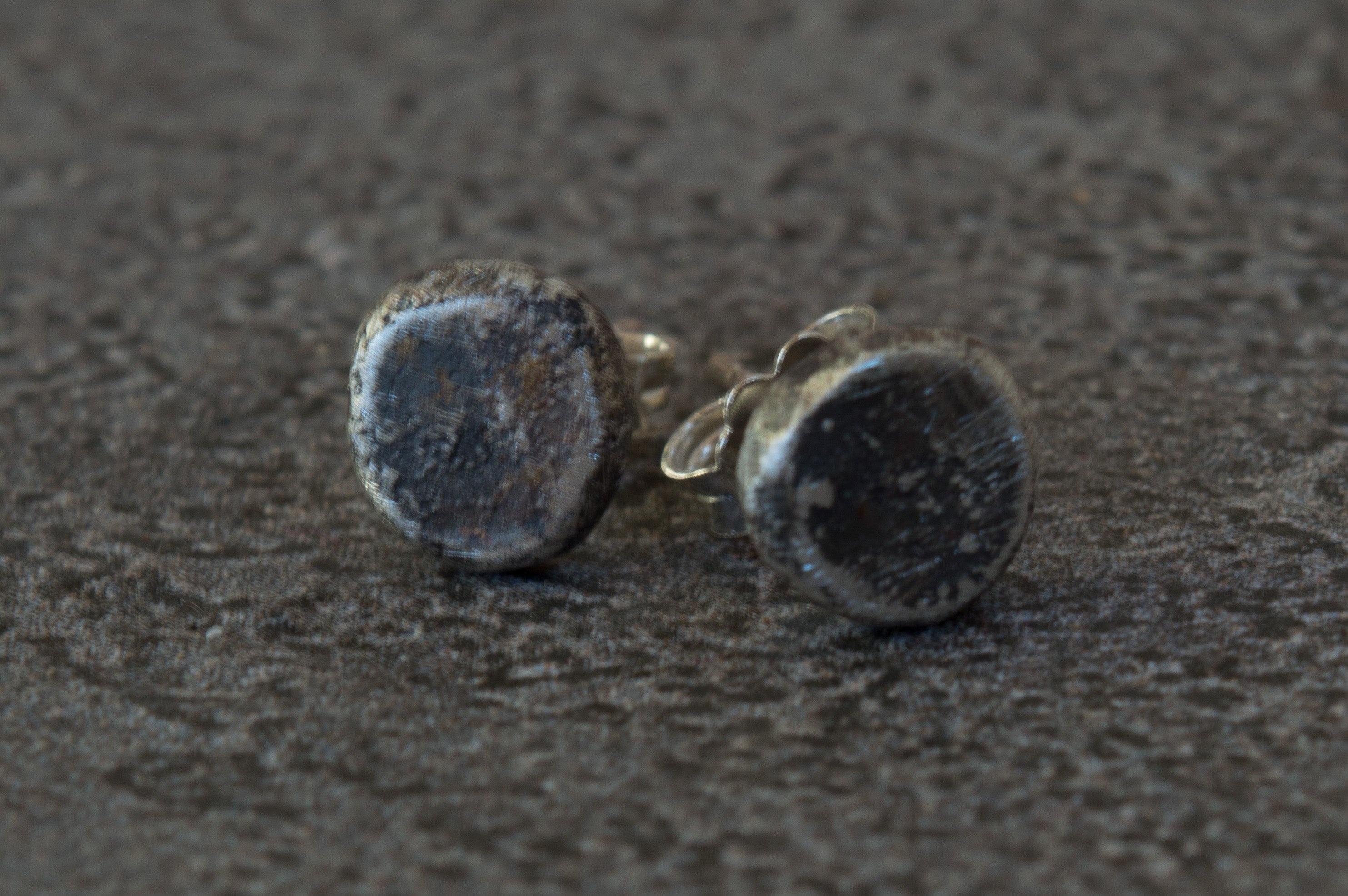 φτηνά σκουλαρίκια