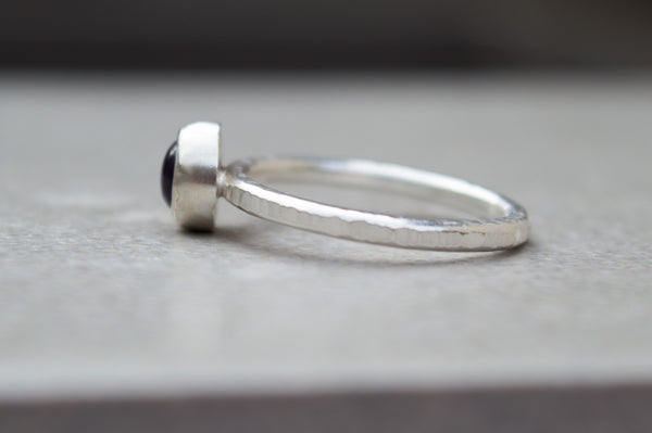 Ασημένιο δαχτυλίδι με Αμέθυστο (Amethyst)