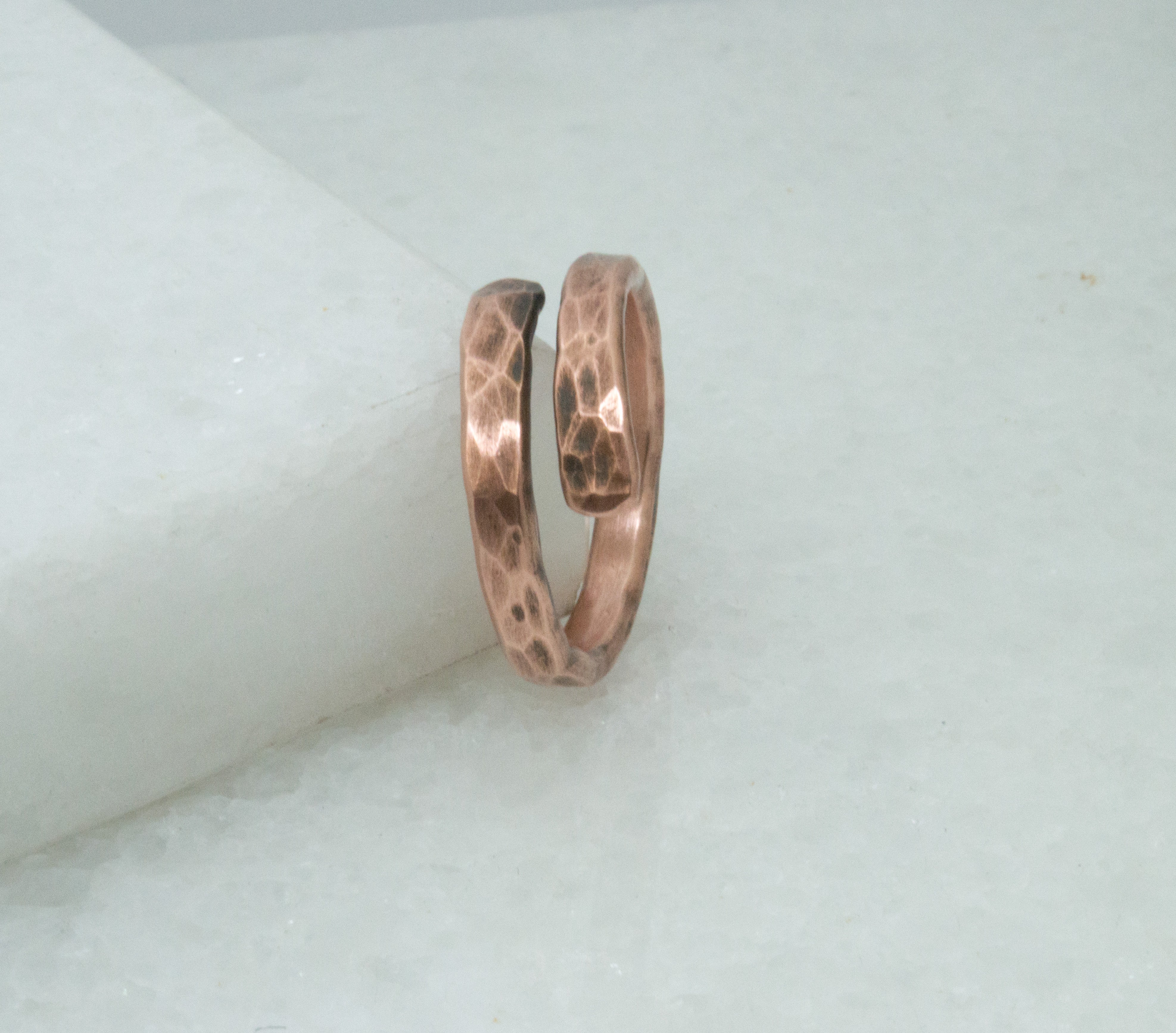 daxtilidia apo xalko