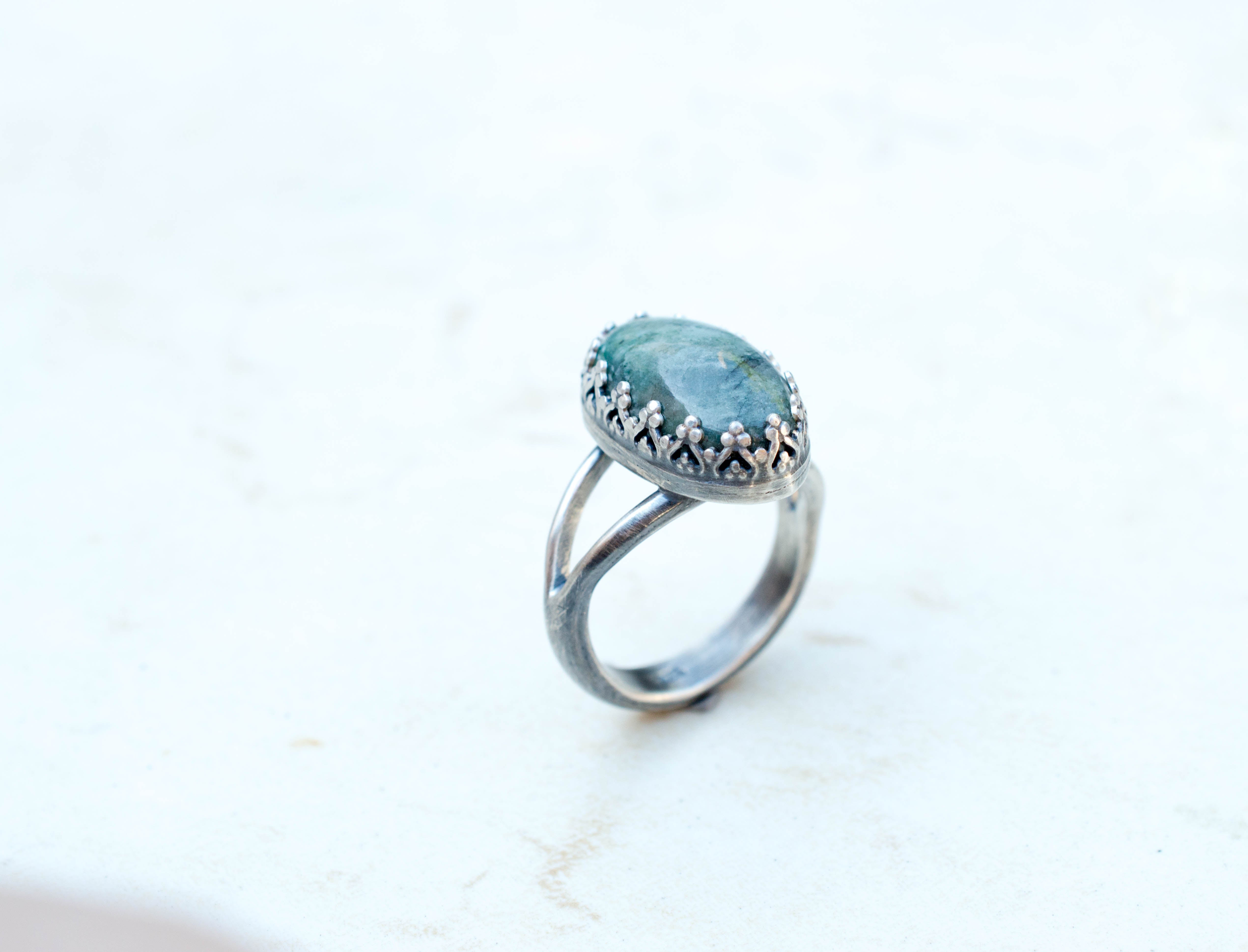Silver ring with Emerald