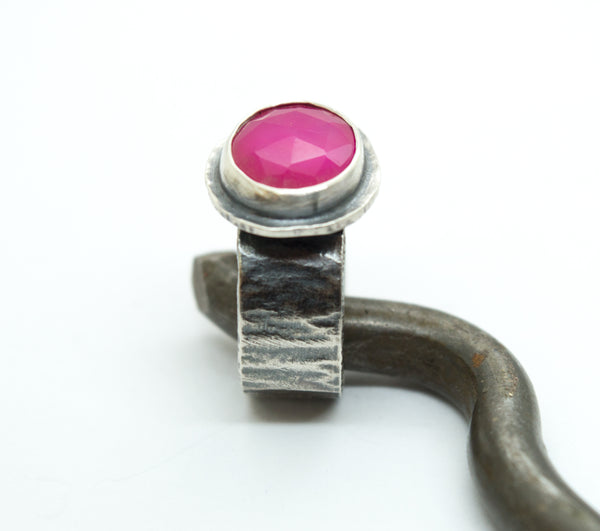 ασημένια δαχτυλίδια με πετρες