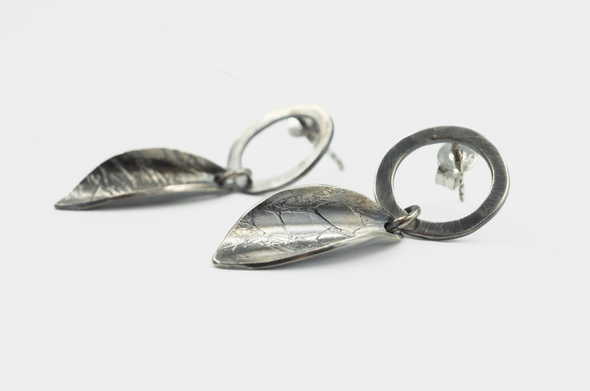 σκουλαρίκια με αληθινά λουλούδια ασημένια