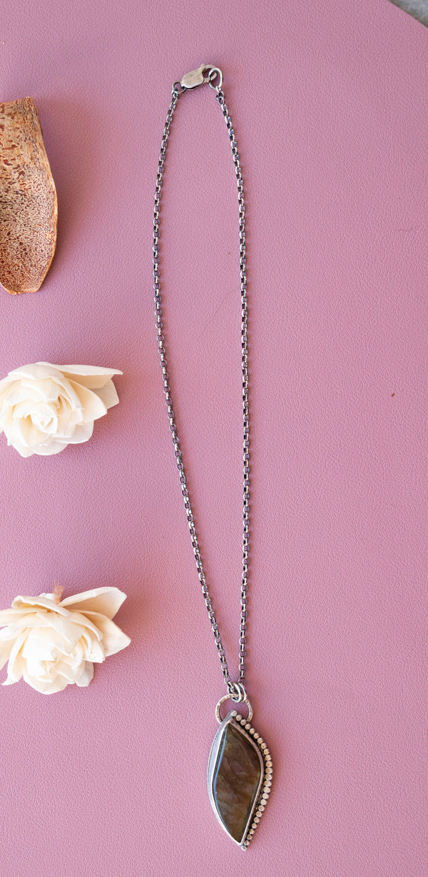 χειροποίητα ασημενια κολιε