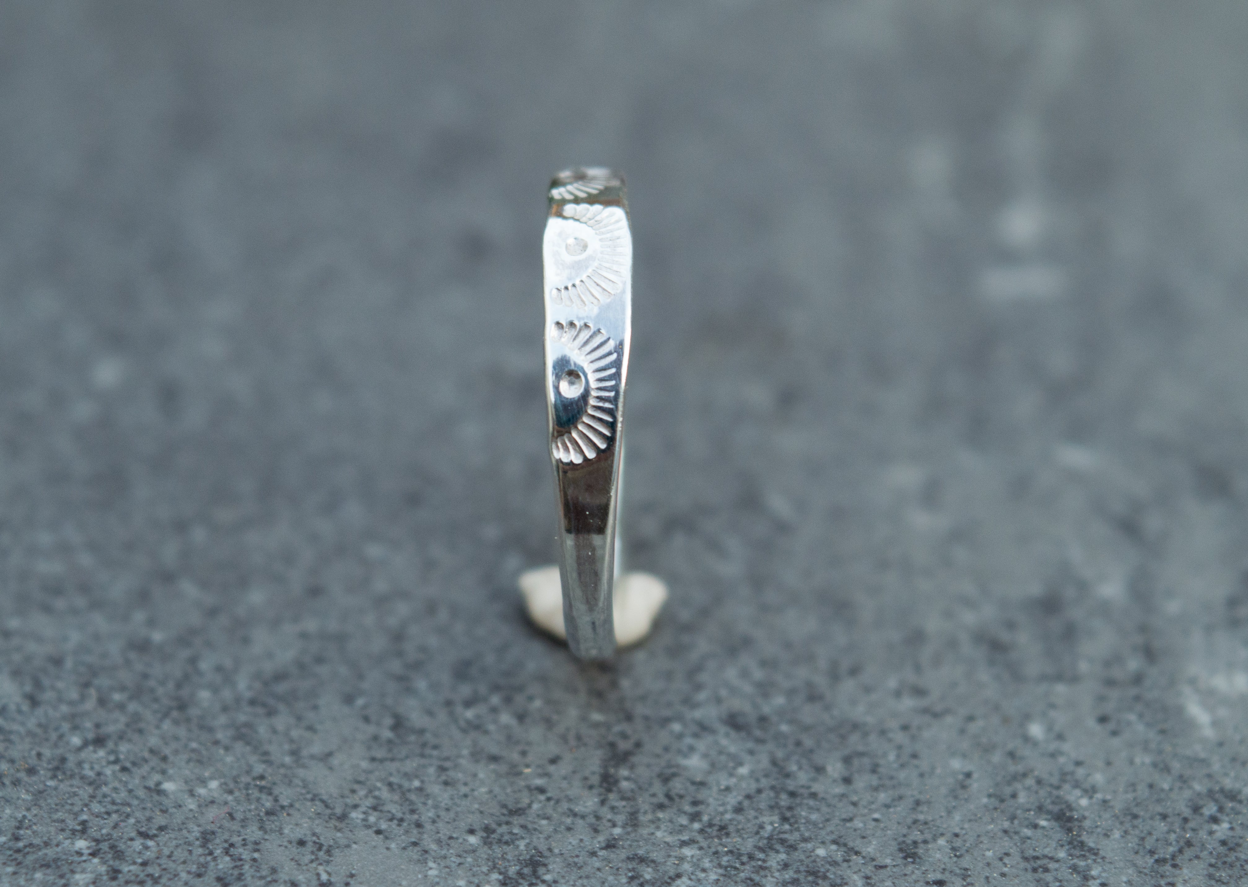 oikonomika asimenia daxtilidia