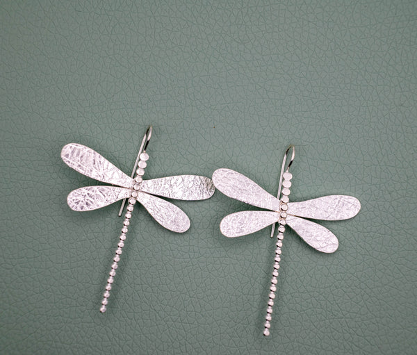 skoularikia asimenia libeloules