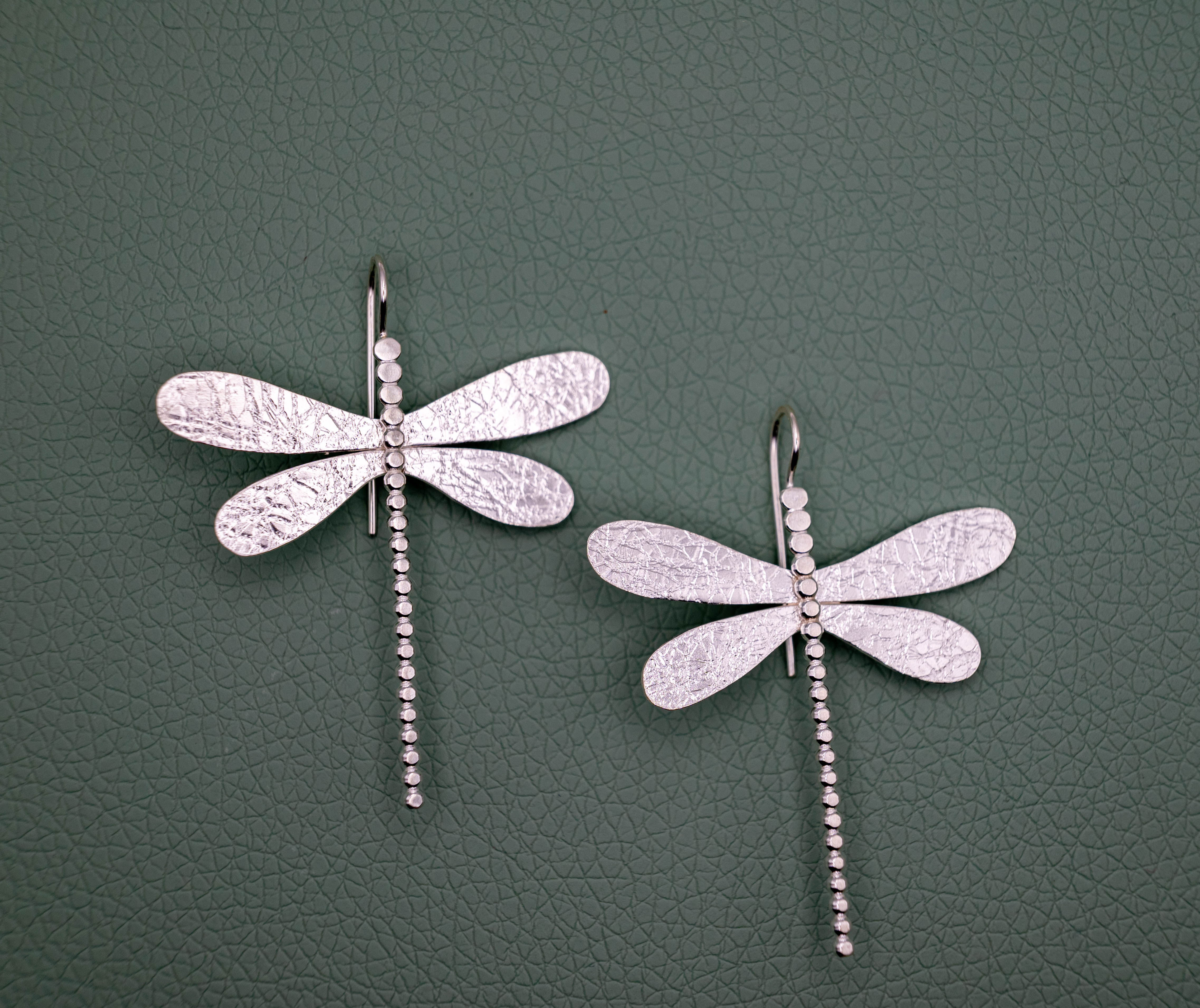 libeloules apo asimi