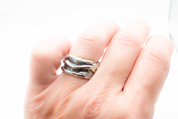 daxtilidia apo asimi