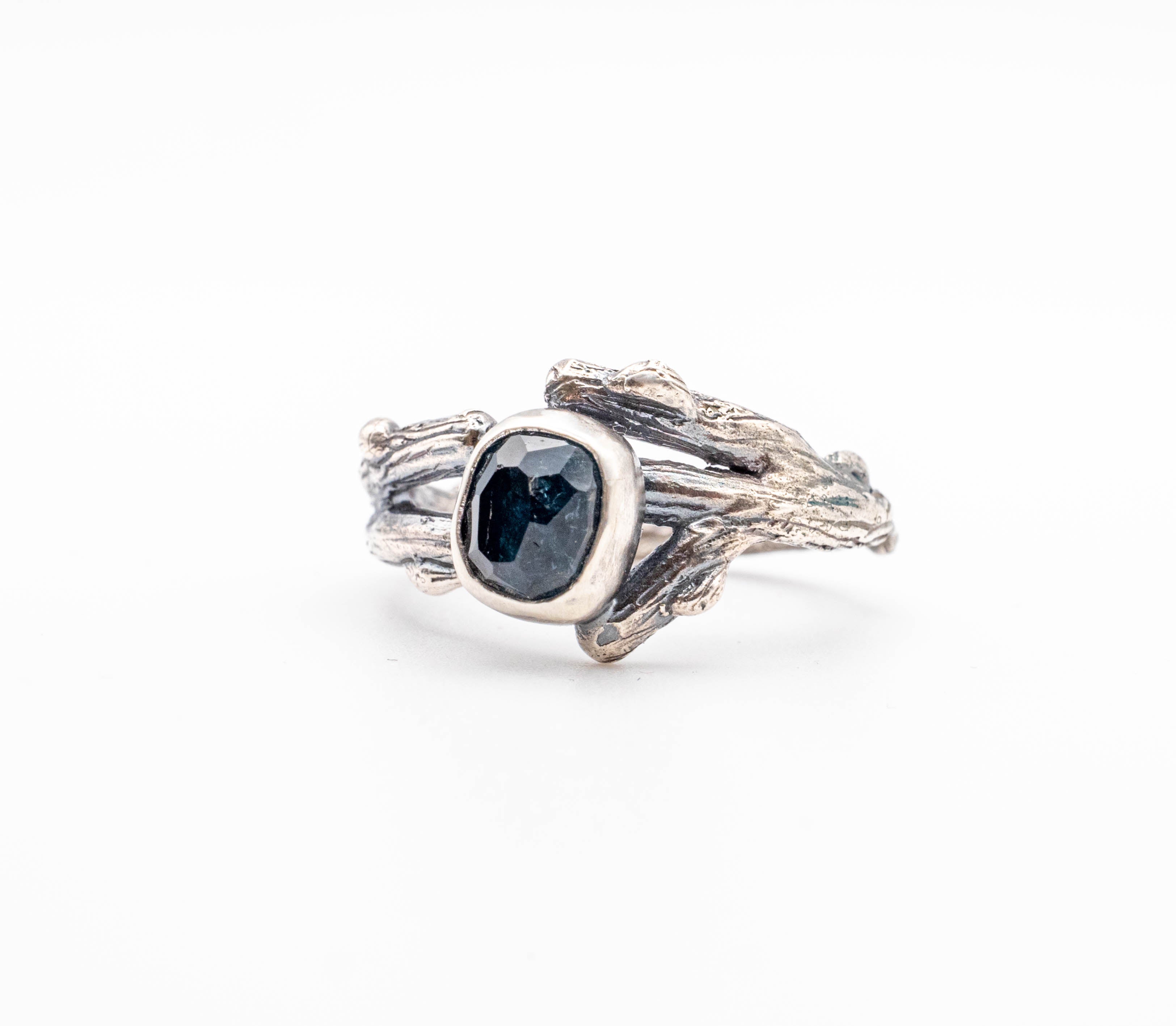 asimenio daxtilidi me tourmalini