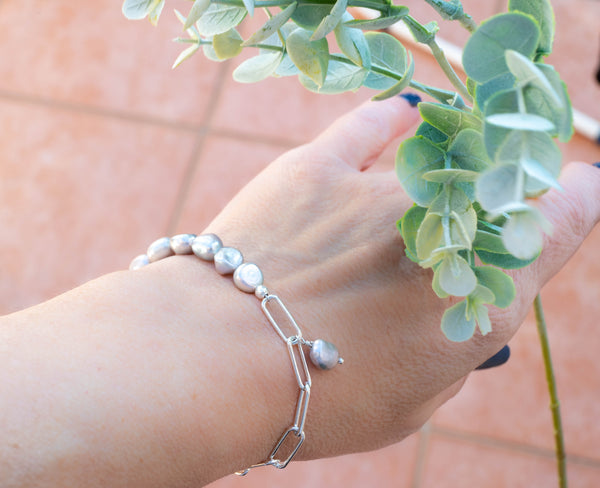 Ασημένιο βραχιόλι με Γκρι Μαργαριτάρια