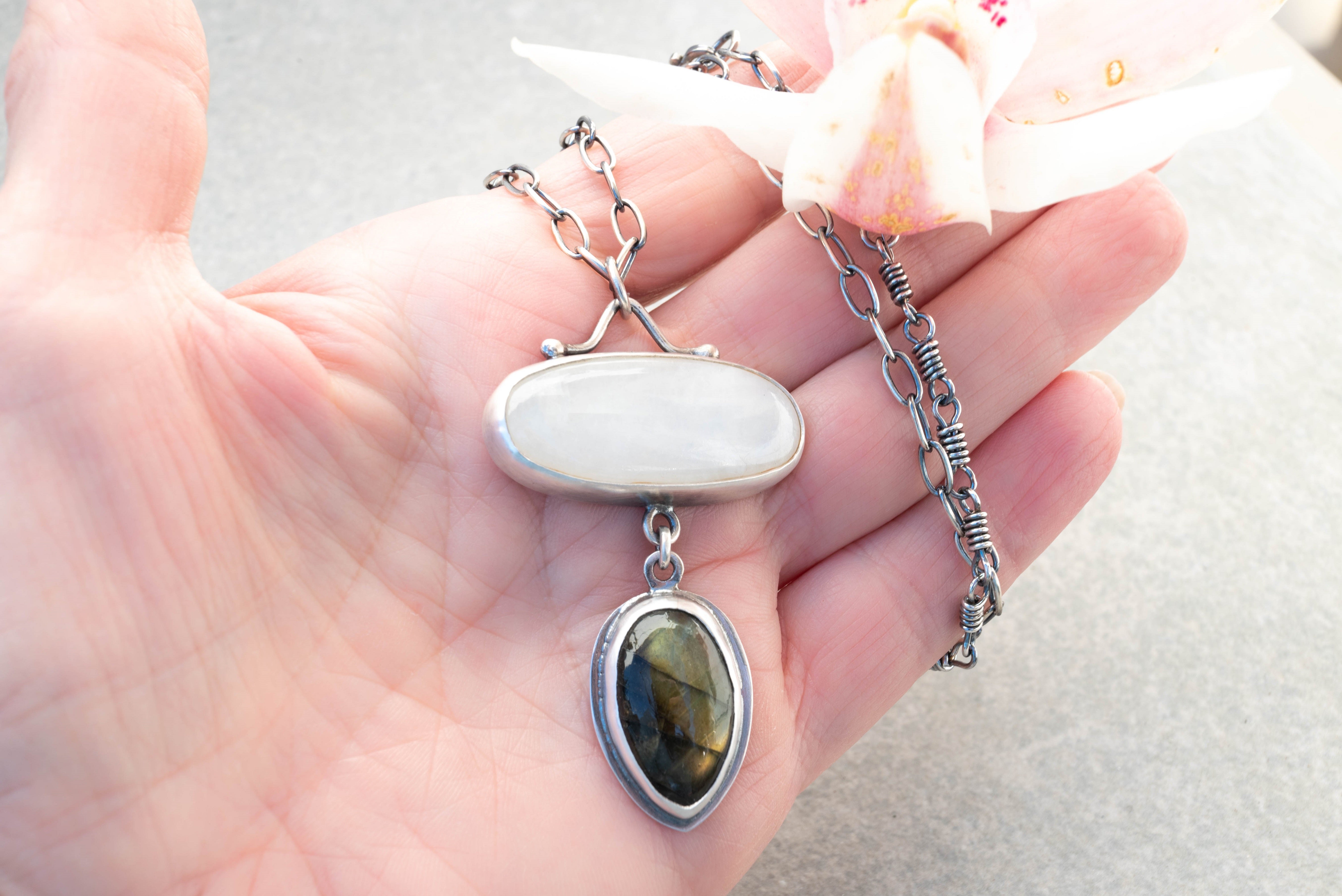 κολιε με ημιπολύτιμες πετρες