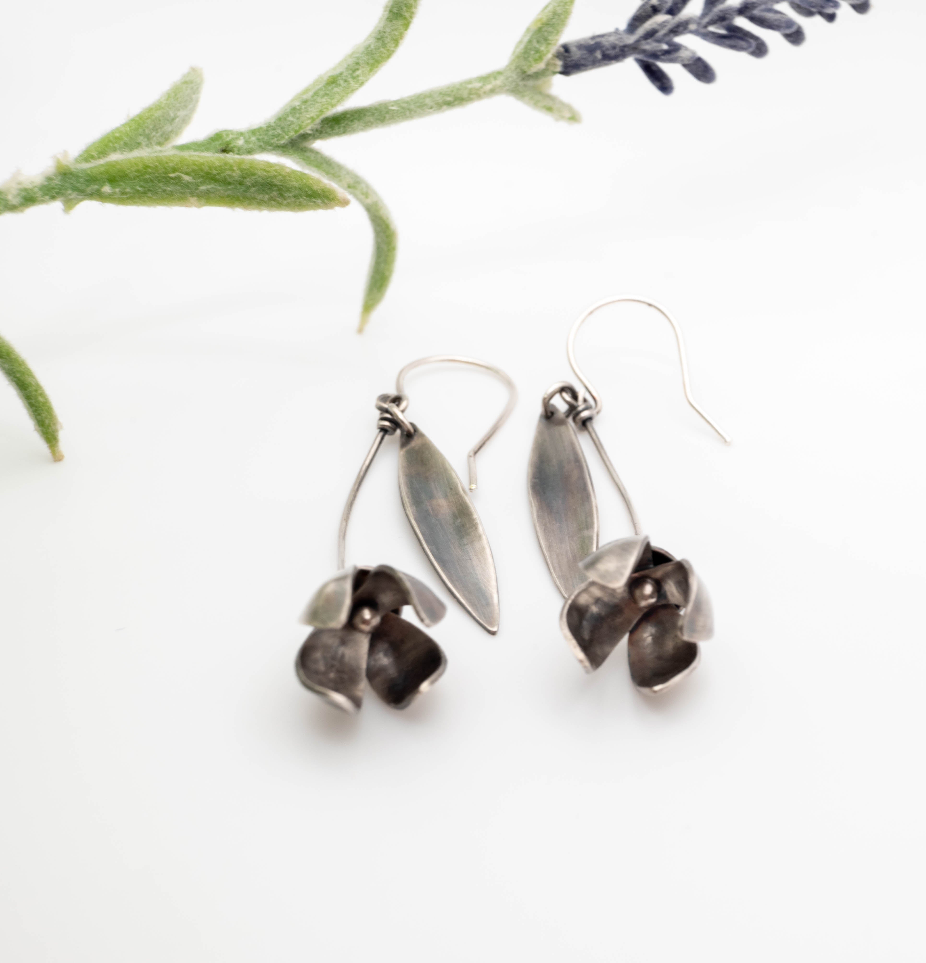 Χειροποίητα σκουλαρίκια λουλούδι από ασήμι