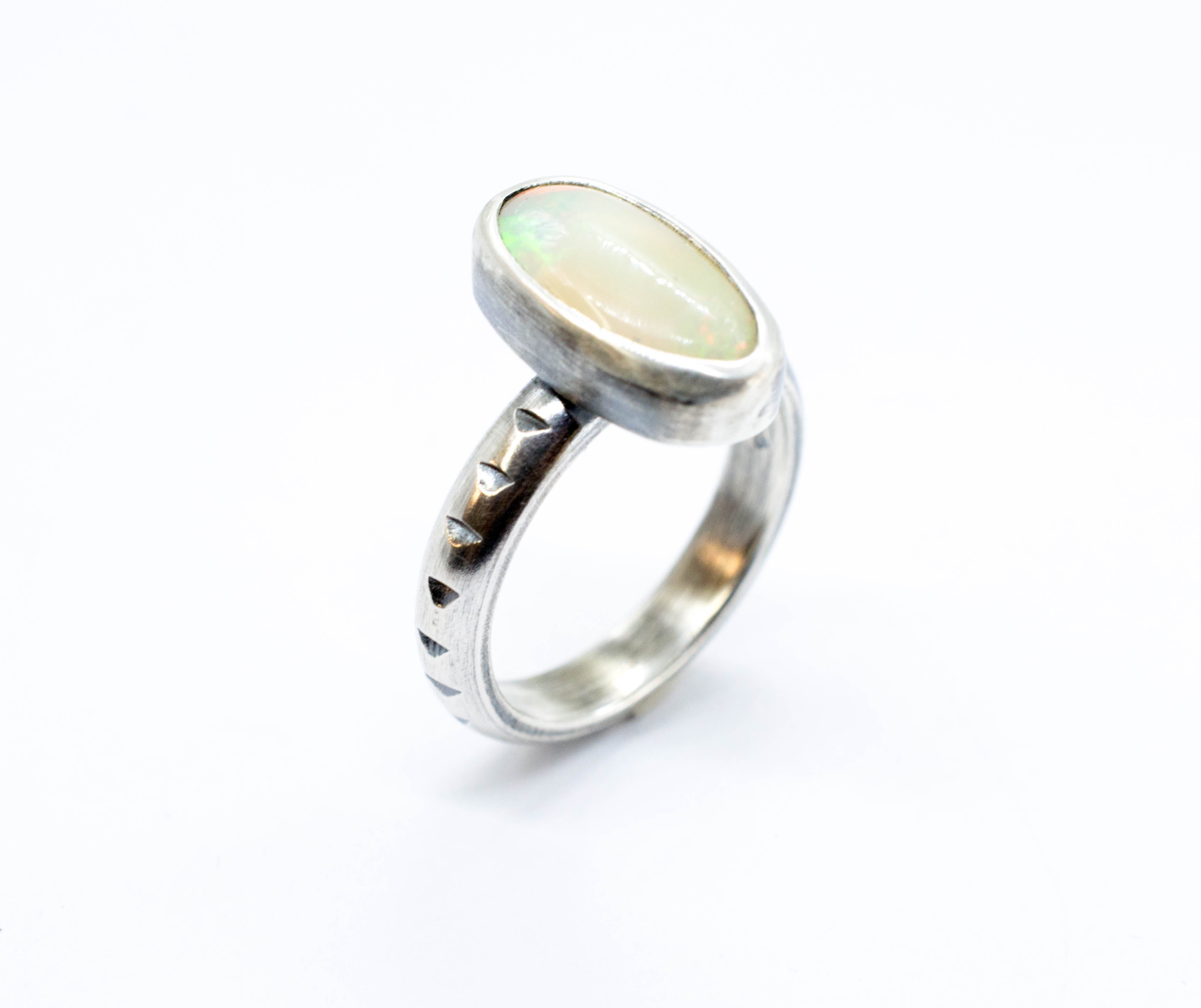 Δαχτυλίδι ασημένιο με Οπάλιο της Φωτιάς (Fire Opal) - SILVERstro Κοσμήματα