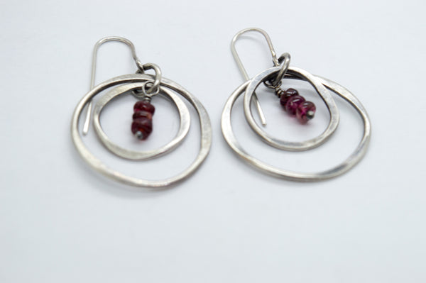 Ασημένια σκουλαρίκια με Red Garnet (Κόκκινο Γρανάτη) - SILVERstro Κοσμήματα