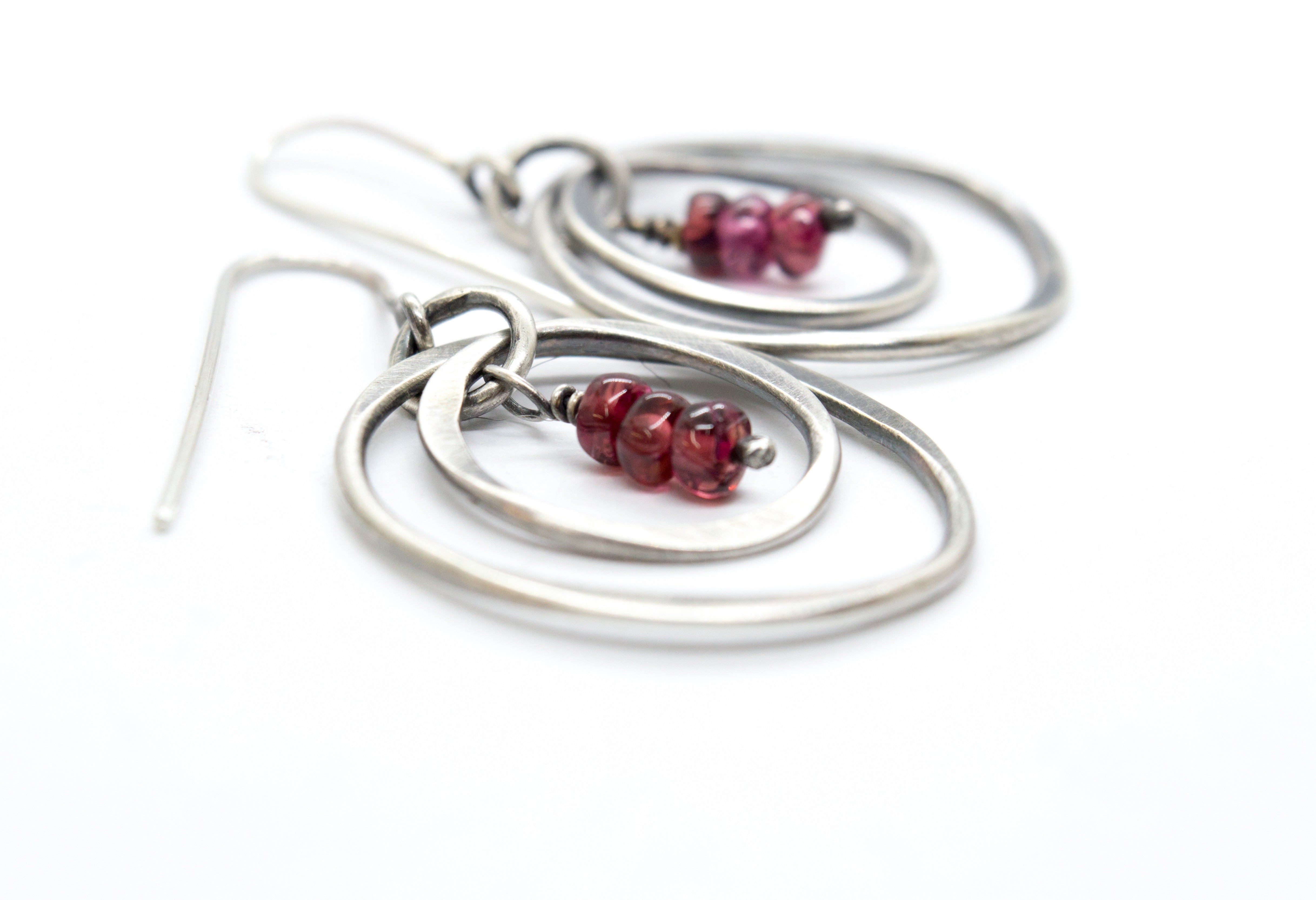 Ασημένια σκουλαρίκια με Red Garnet (Κόκκινο Γρανάτη) - SILVERstro Κοσμήματα