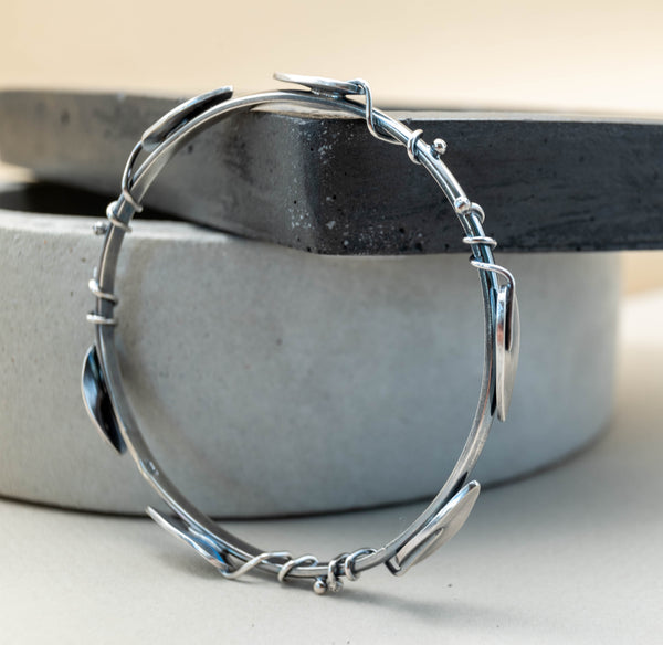 Ασημένιο βραχιόλι χειροπέδα 925 πλαϊνή όψη – SILVERstro